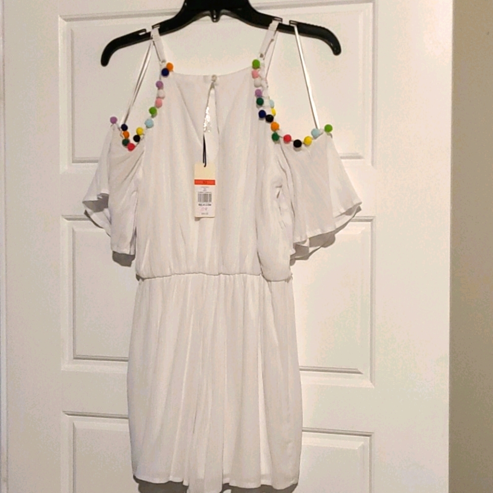 New pom post White romper